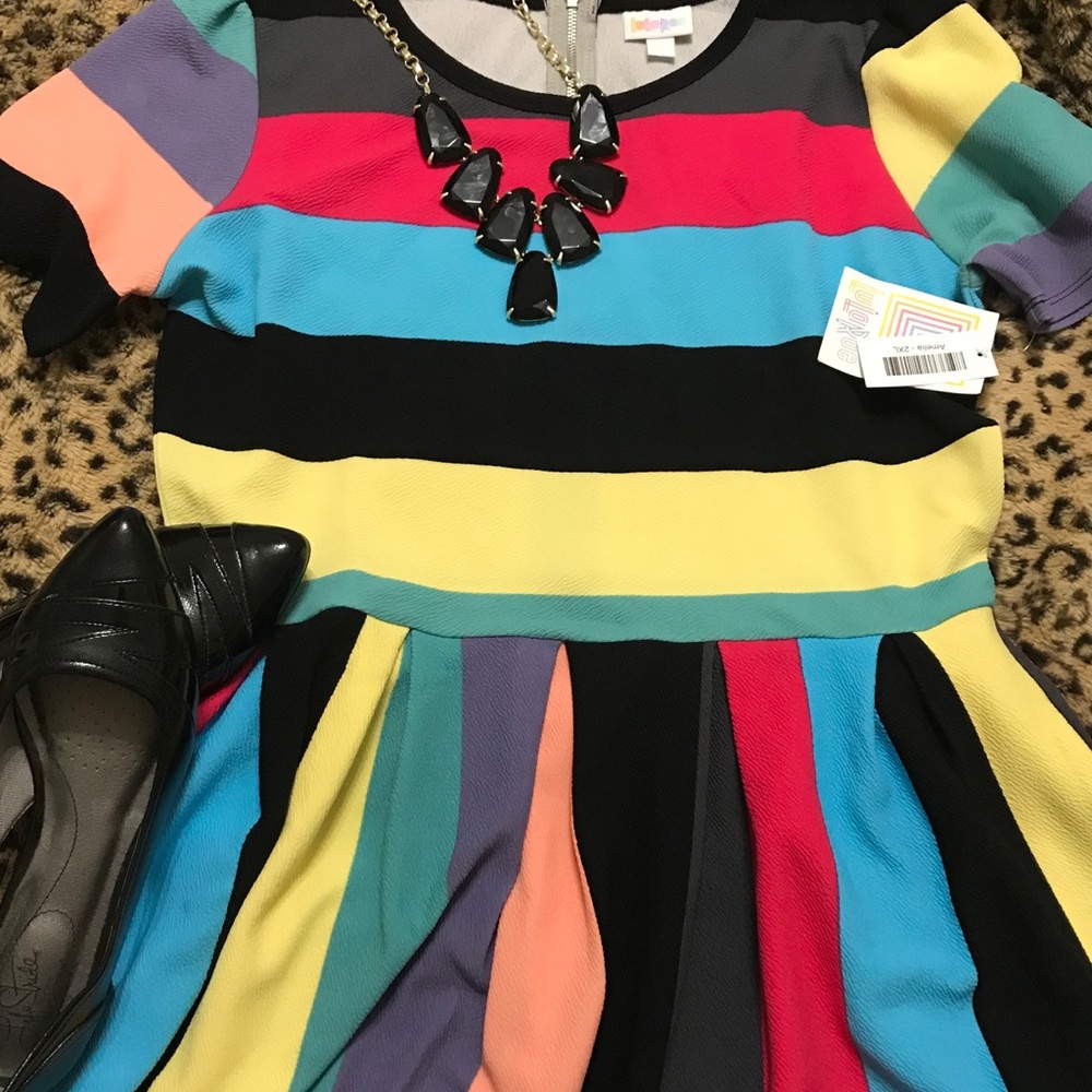 2XL Unicorn LuLaRoe Amelia dress